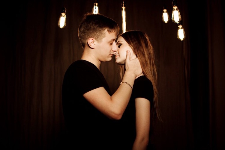 Step-by-Step Kissing Guide for Beginners