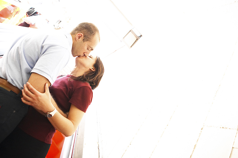 10 Romantic Kisses